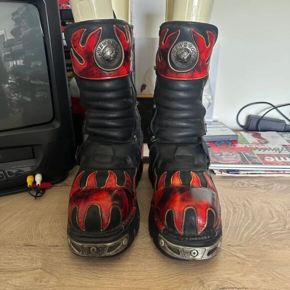 Vintage New Rock Flame Stomper Boots Size 44EU / 10.5/11US Rave Emo Punk Biker - Picture 5 of 8